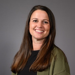 Headshot of Jessica McLarty